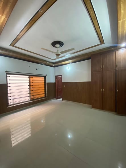 596975307_887435850903661_107487831467276169_n