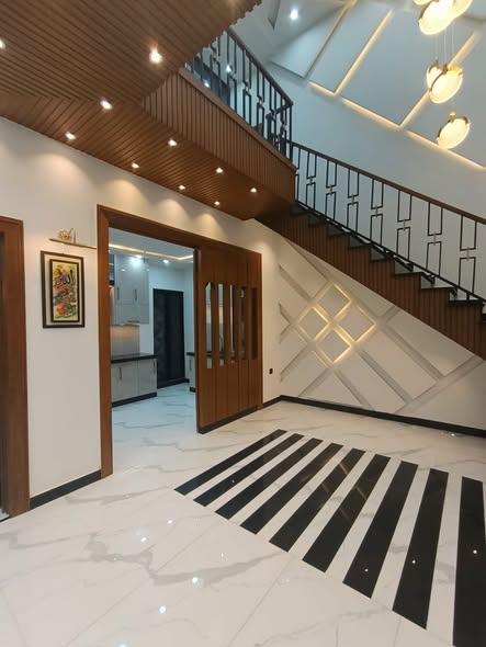 597110212_876587251401688_4329933294066252372_n