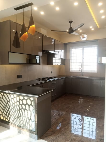 597756178_887365857577327_7143247407663646494_n