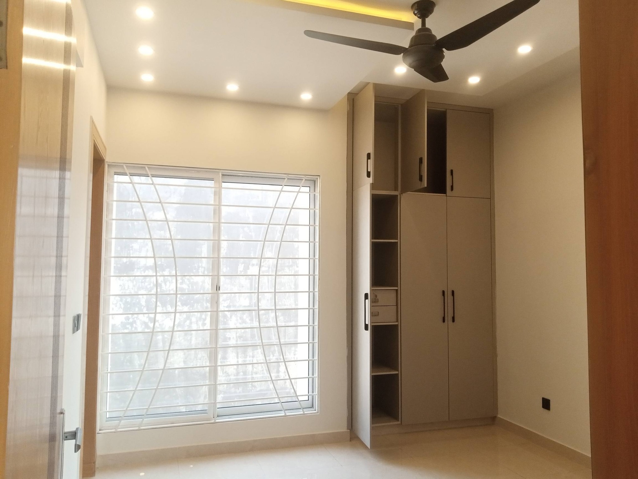 597773511_887366240910622_758343218760026052_n