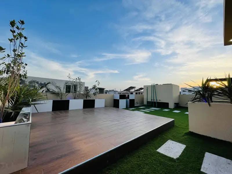 597889764_887398357574077_5412921106996768059_n