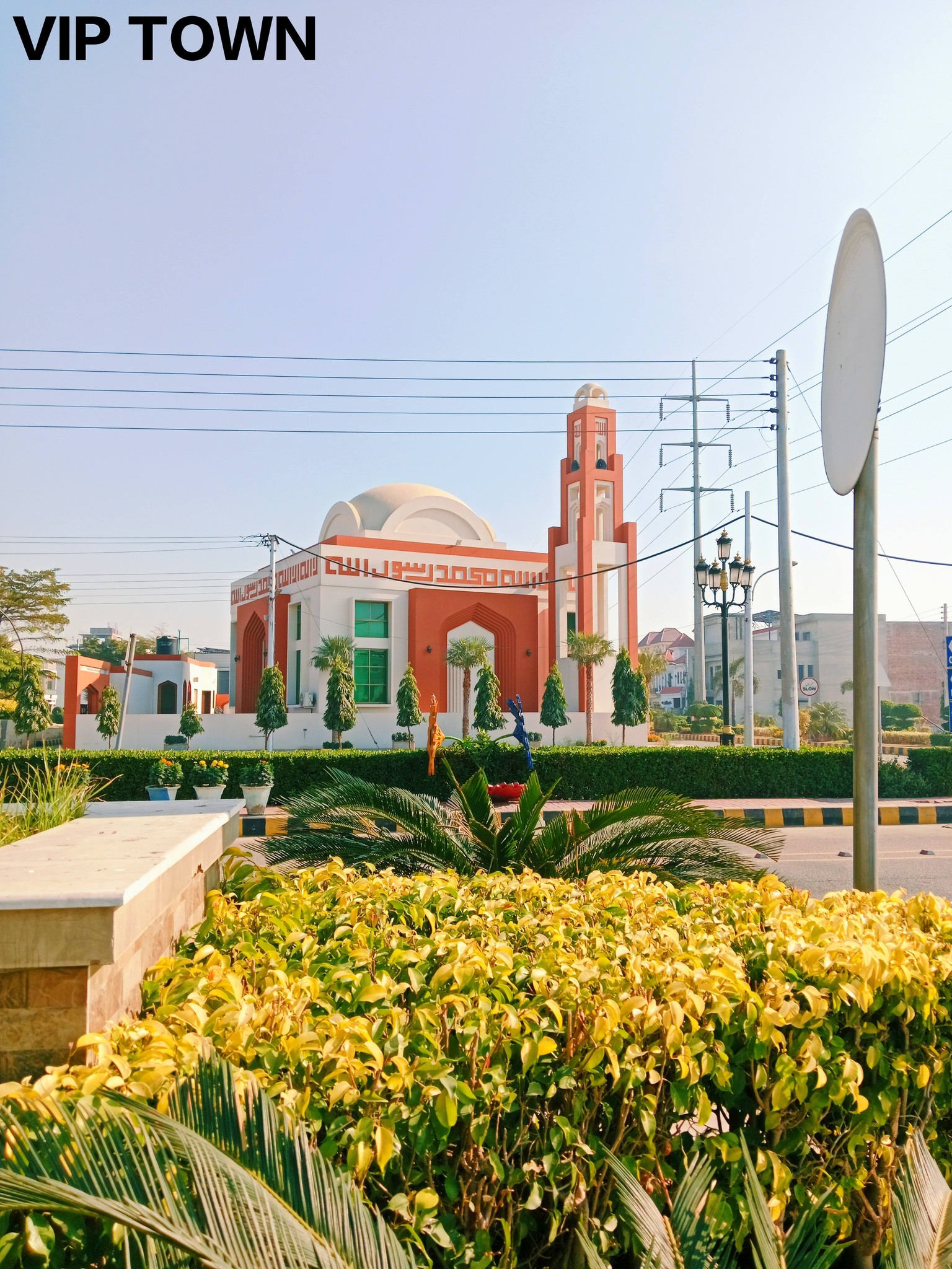 600284124_2056532085080908_336693538201242303_n