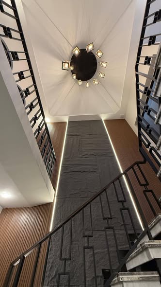 600299655_890537350593511_7633706747205673749_n