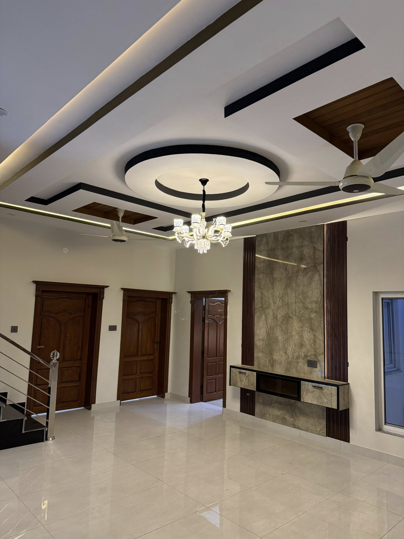 600315805_122197435352550173_582623490502463786_n