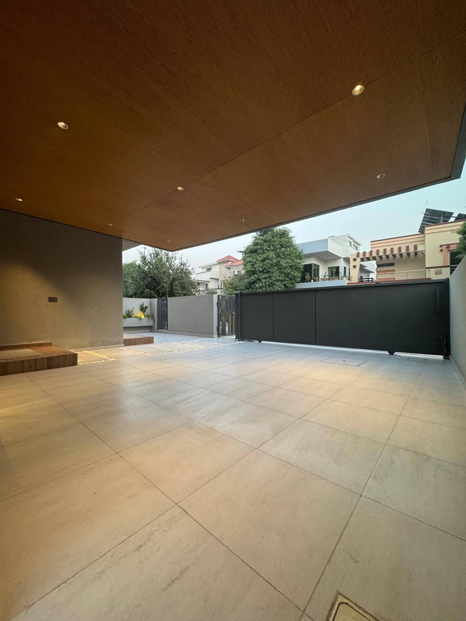 600935049_891438940503352_6525937464813482871_n