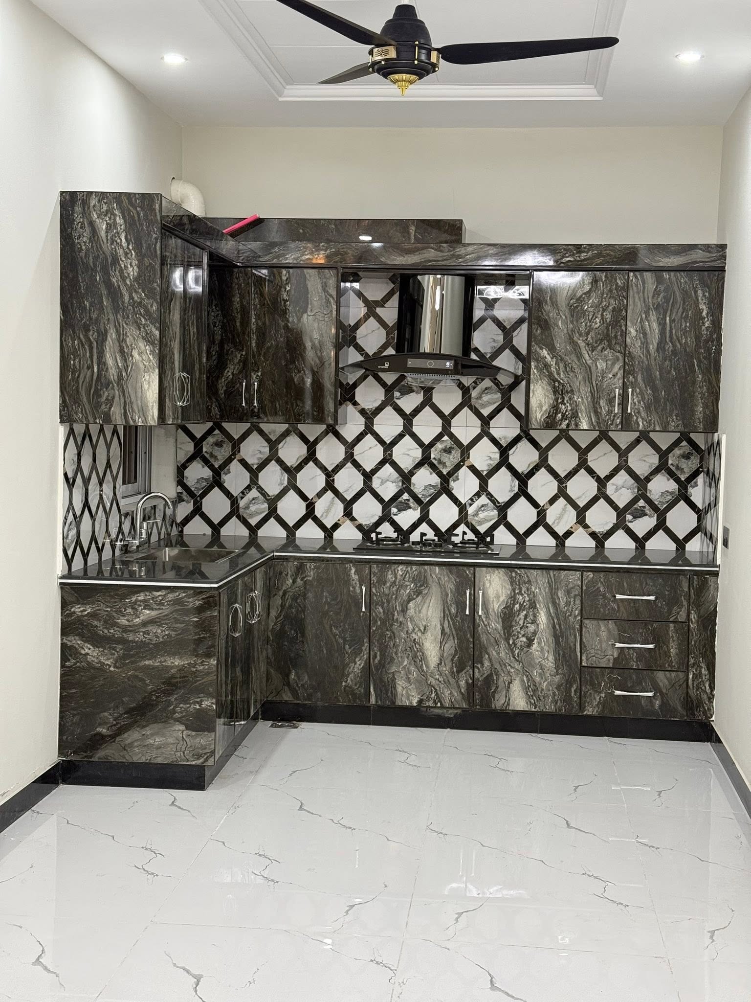 601854958_122198023682550173_5035958477388604510_n