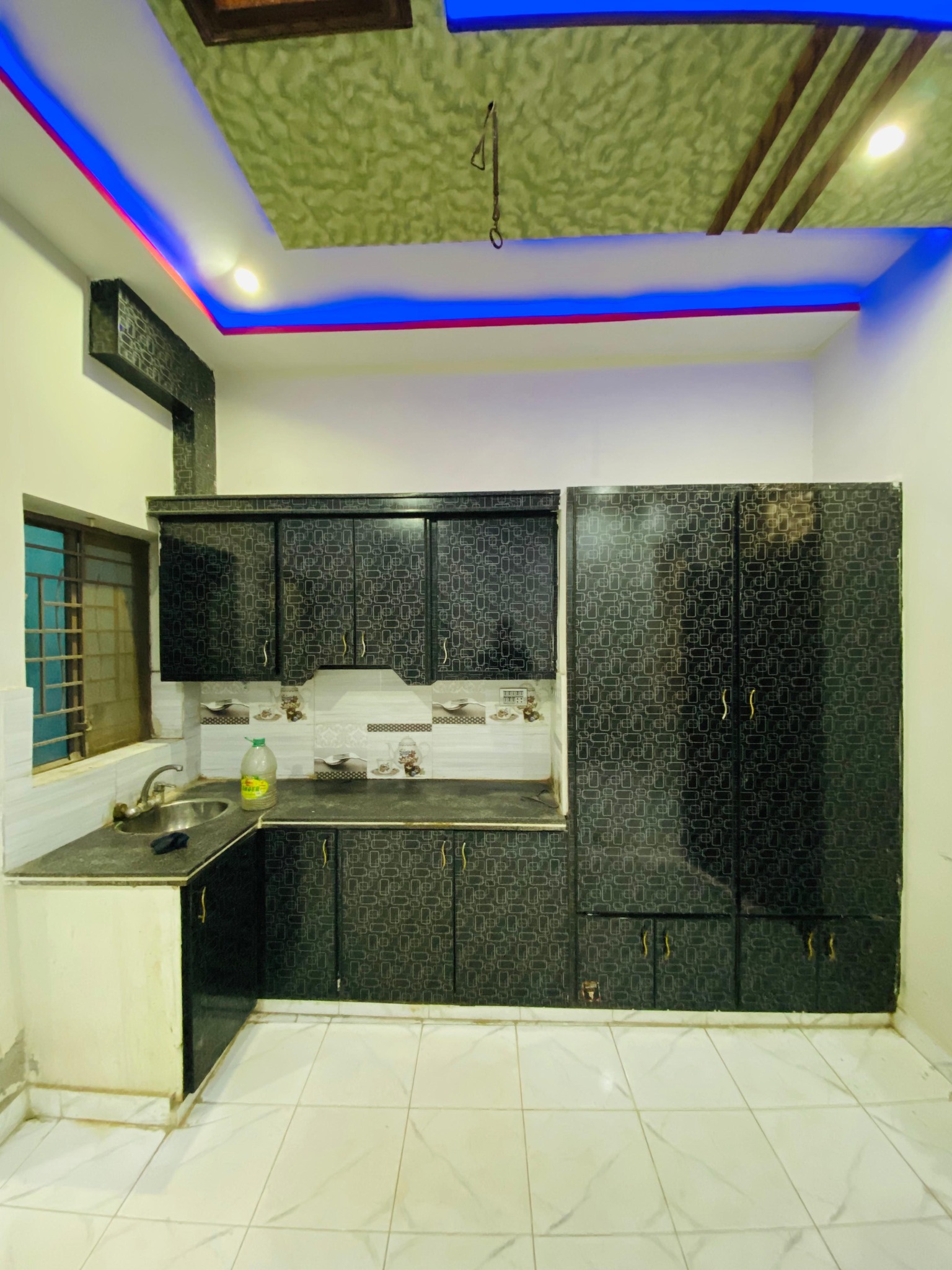 600302251_2400698647053733_14175271510779601_n