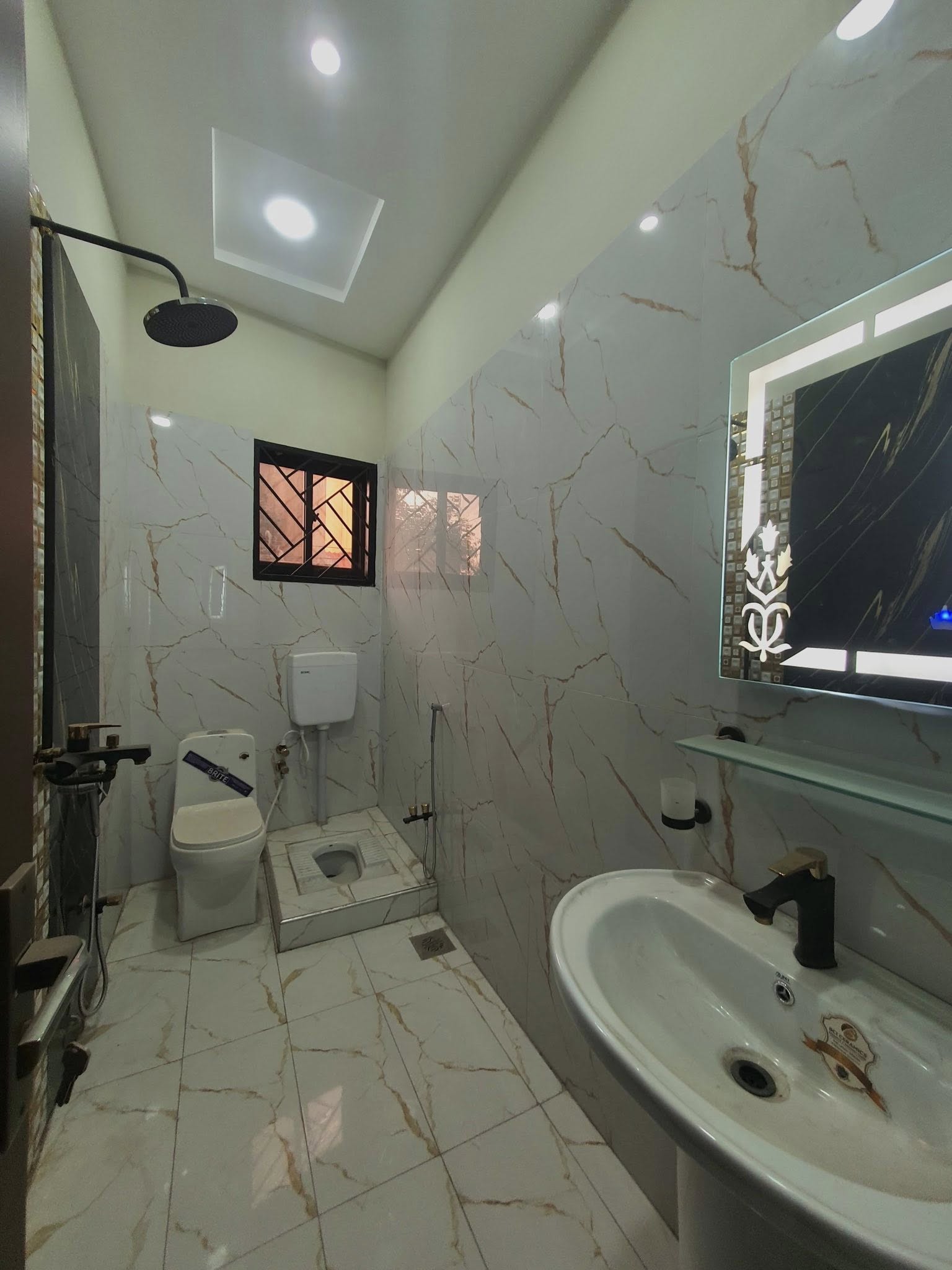 605103878_122314121870080652_7316254912286566754_n