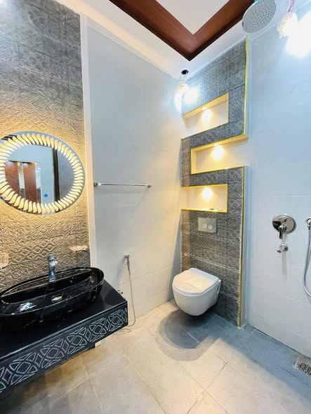 615437458_915318764351631_9078424363248165454_n