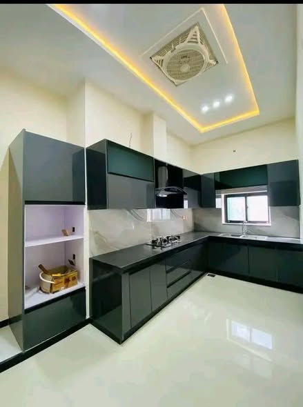 615493786_811599325225762_2614926303702023043_n