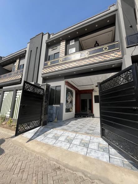 616312708_907590735285715_7900755187635279589_n