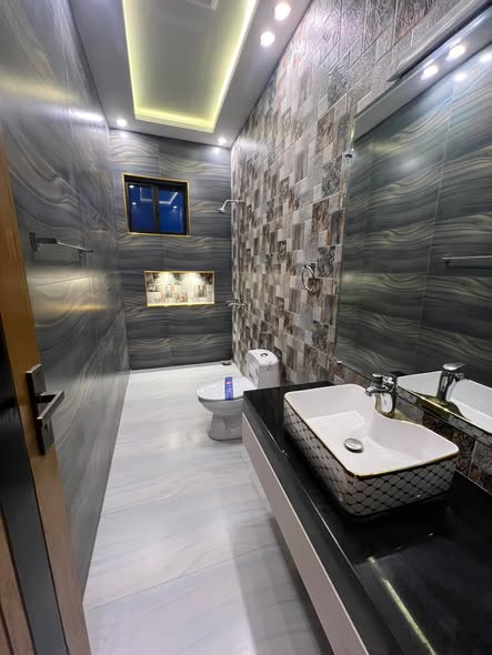 618144841_922770667370179_2305761824985230660_n