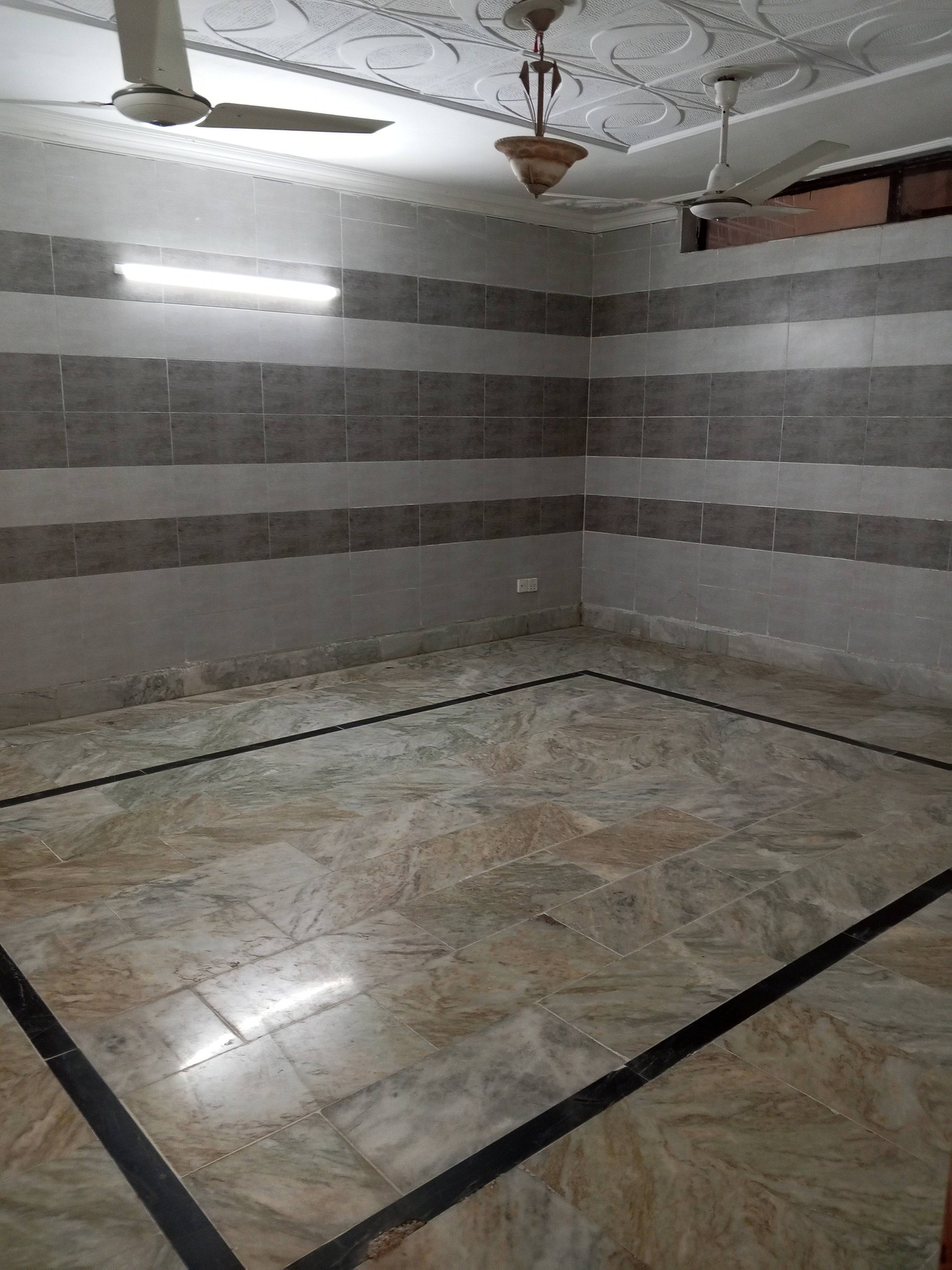 619683894_122269345346080323_3881350667210855113_n