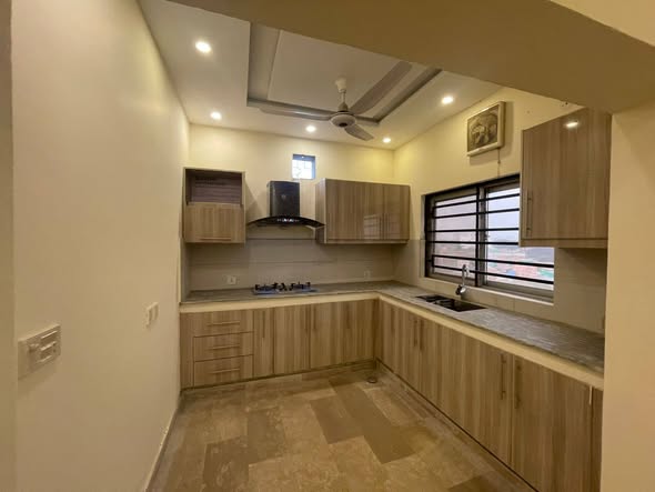 596141064_122143612988945938_1532284071010952862_n