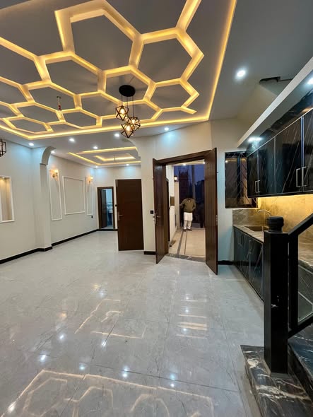 600270018_2058299431570840_4637793992594604110_n