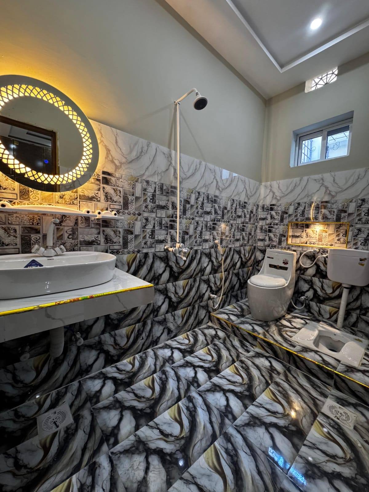 602916520_1225918819507772_1010377536459183735_n