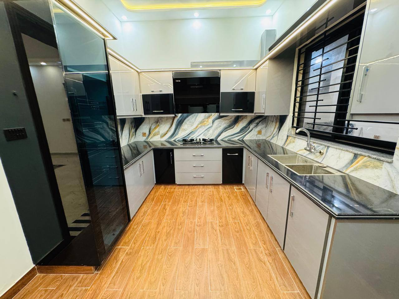 605111426_1229334049166249_4115912396833249715_n