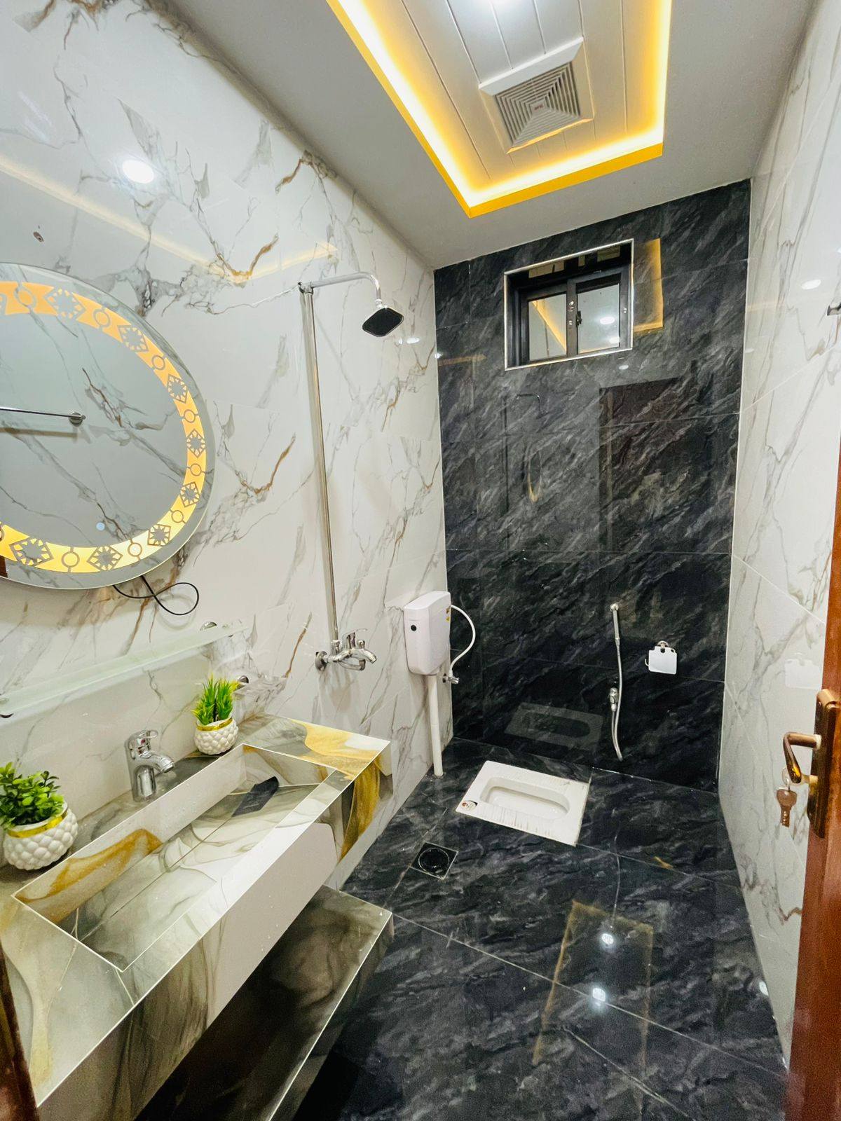 615435386_1241719991260988_5991927051992288097_n