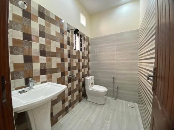 615886807_1665464548158290_426325225504424357_n