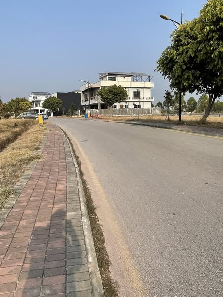 615927602_122122028343080210_4487349055535229863_n