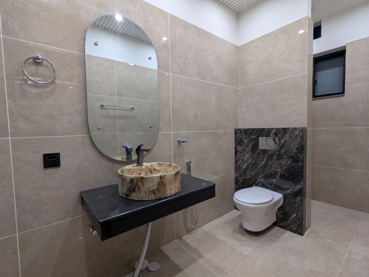 619123251_122159599706940570_8366168034562362877_n