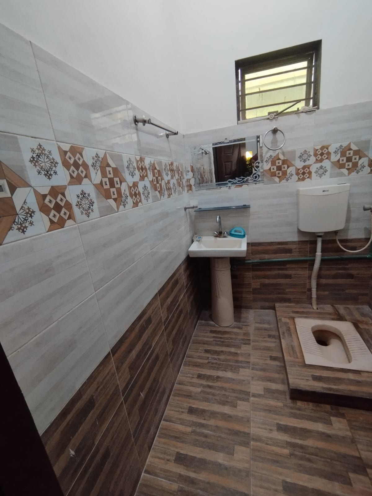 619623821_910583768317524_7454862508852634337_n