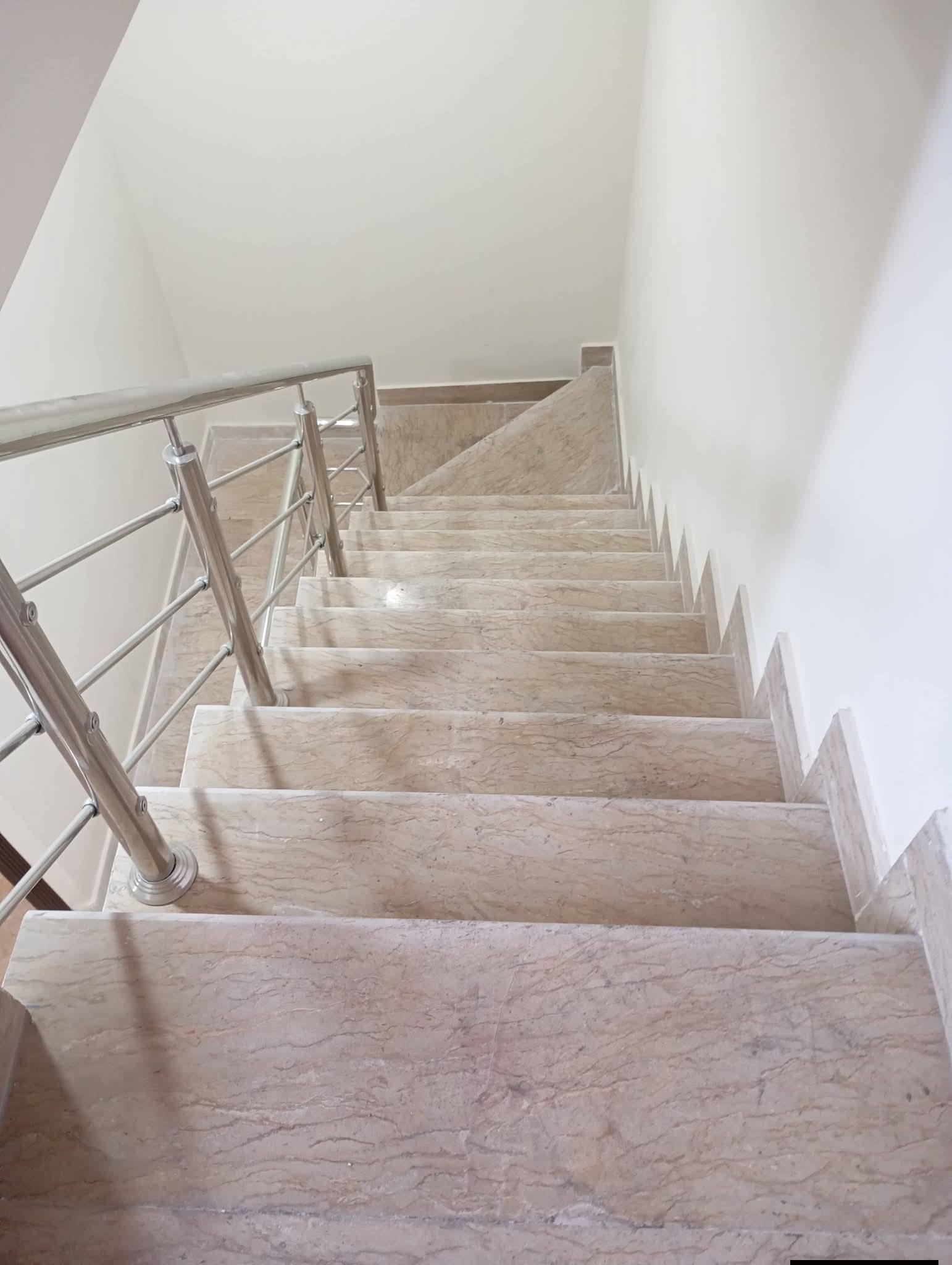 622374615_800359496409526_6576175041040634948_n