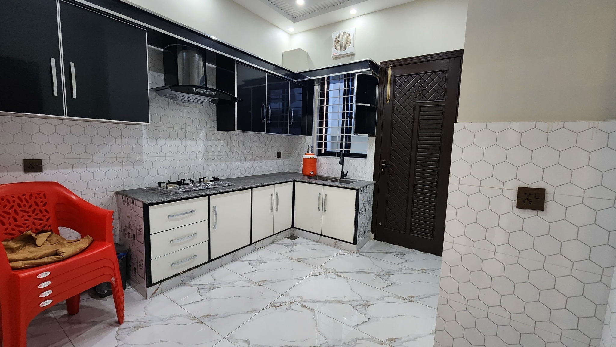 626481253_928386603044847_7074823616006435411_n