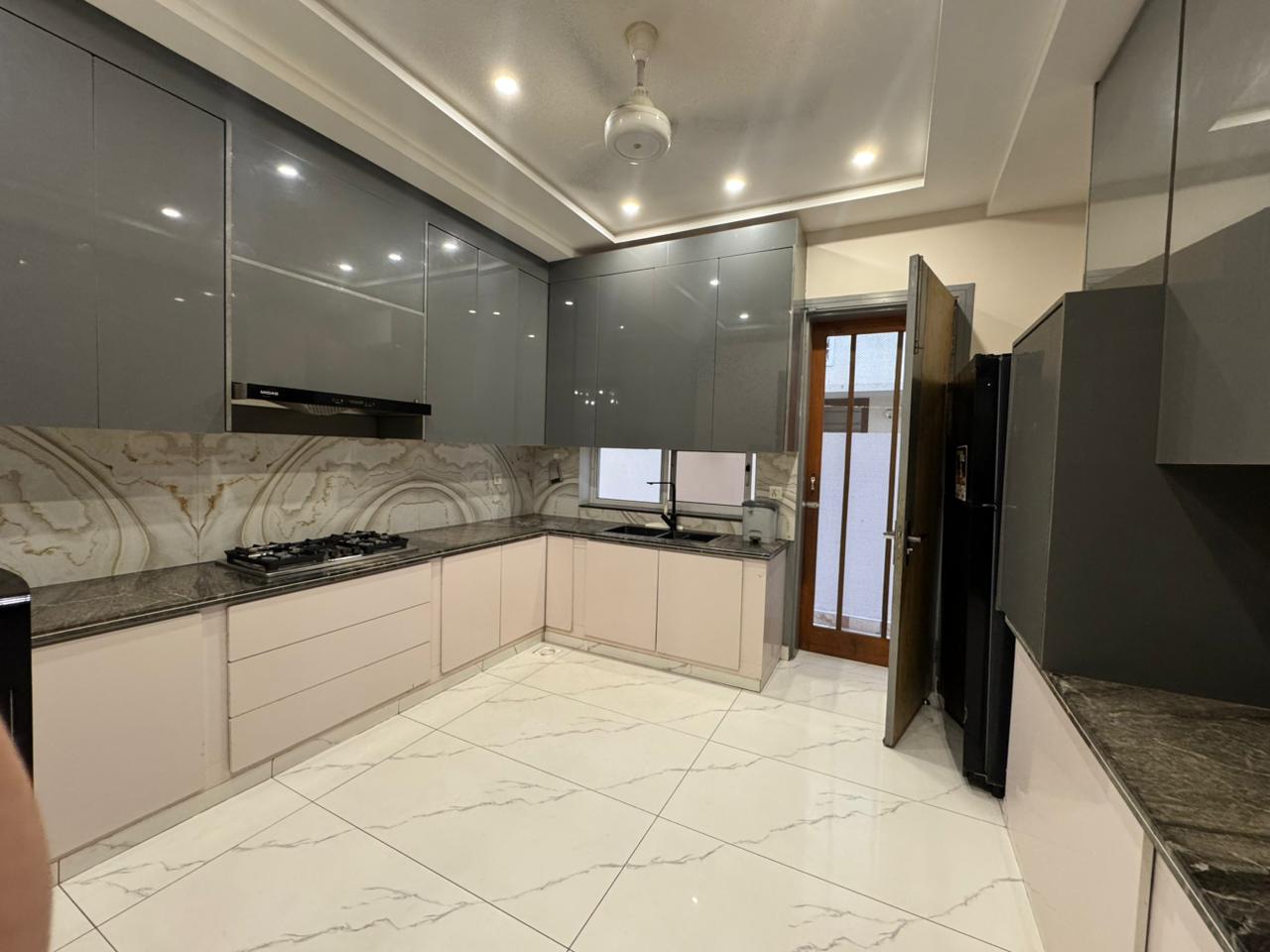 637523969_122163245918940570_1957877678934192211_n