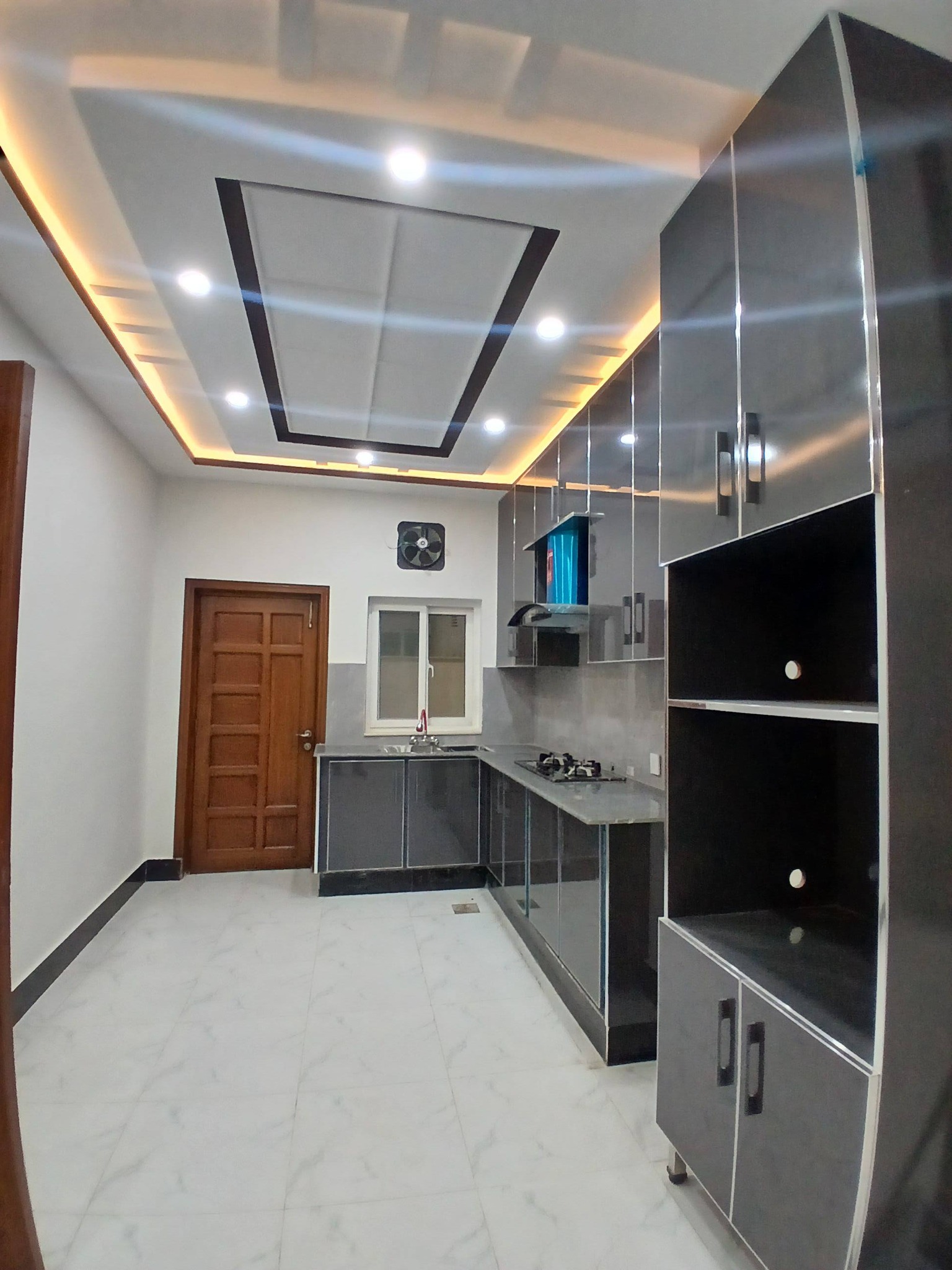 639782000_1979082029710751_4092834762679324281_n