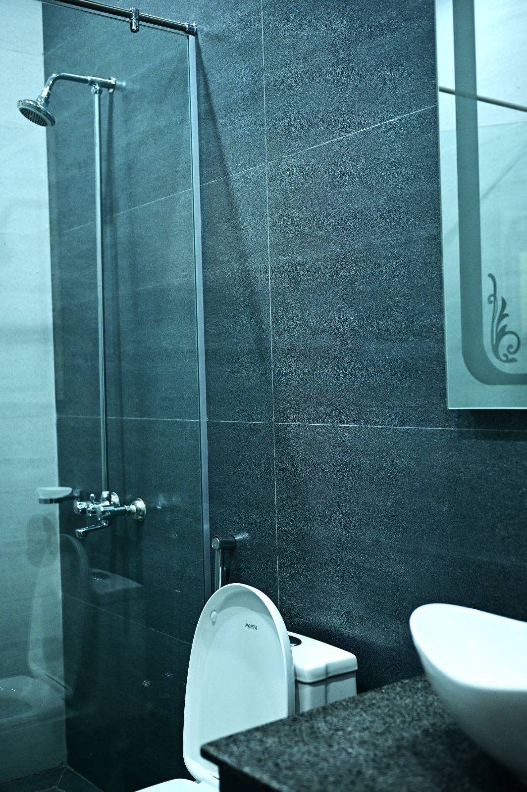 641596956_10242075656371381_2316130349785760907_n