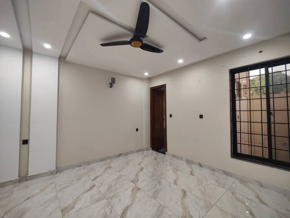 641631142_122134894575041387_5972034741728373036_n