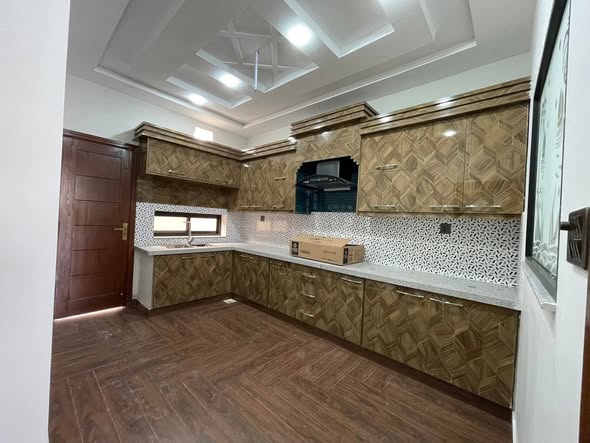 644130394_122217260930446035_8199770640543989427_n