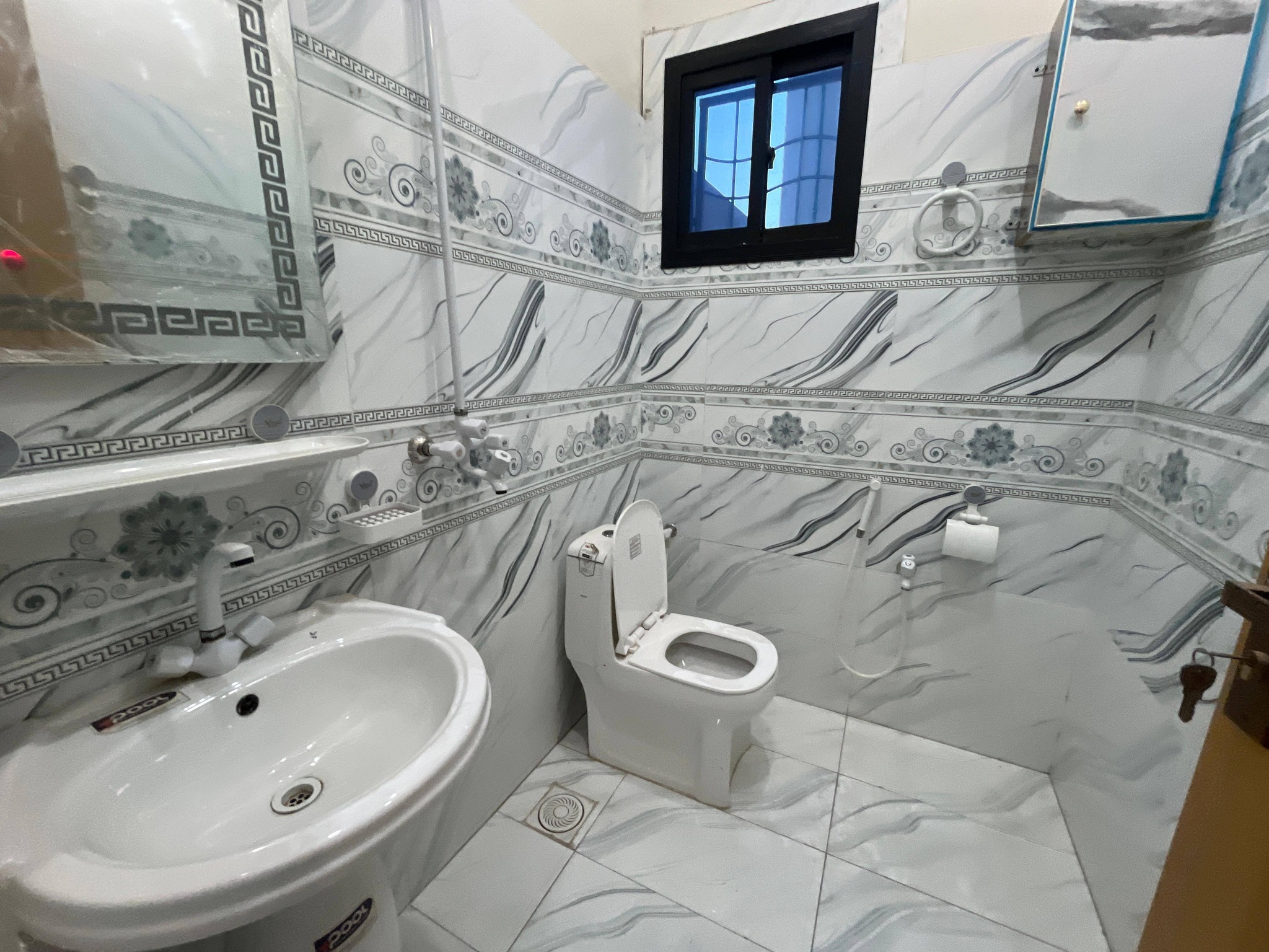 644408739_1423556673116736_3829807390460789493_n