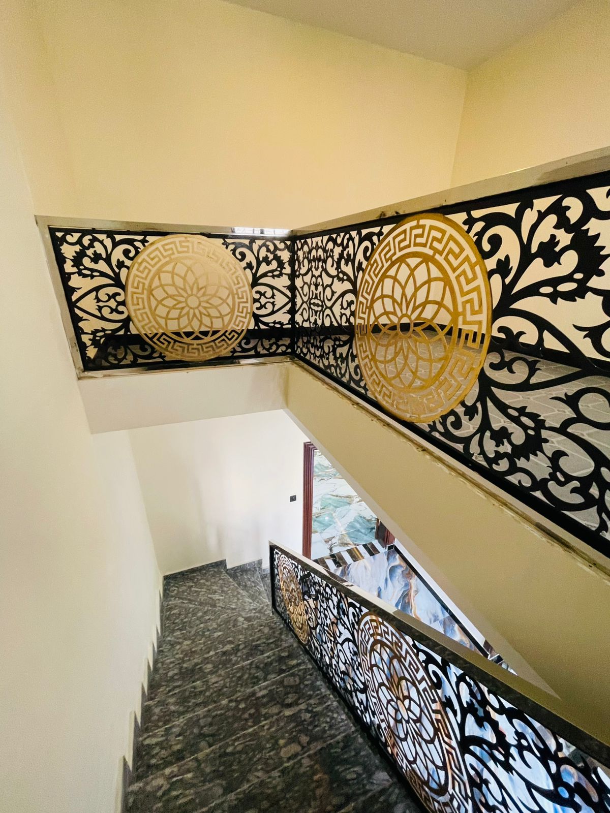 644551574_1217940817171177_26382382151464840_n