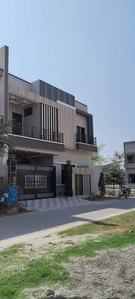 645396118_122132424645000904_8772398151476581001_n