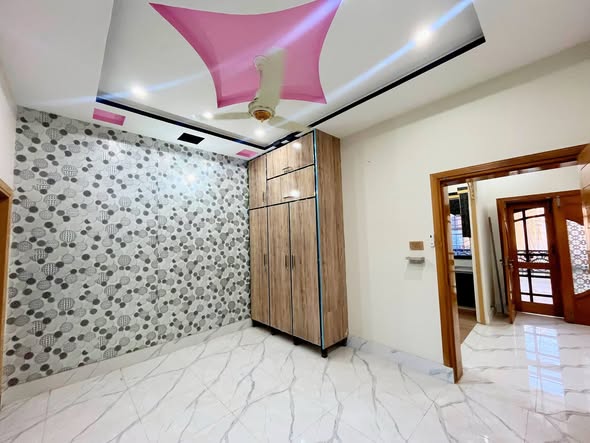 645743847_1423554576450279_6649614546493125703_n