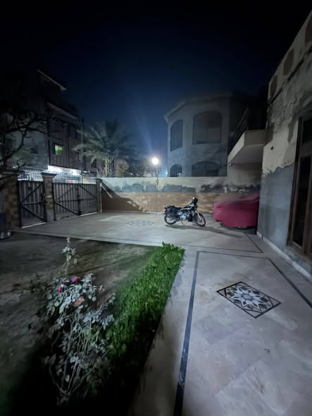 646712621_941642388254142_7435509811373819876_n