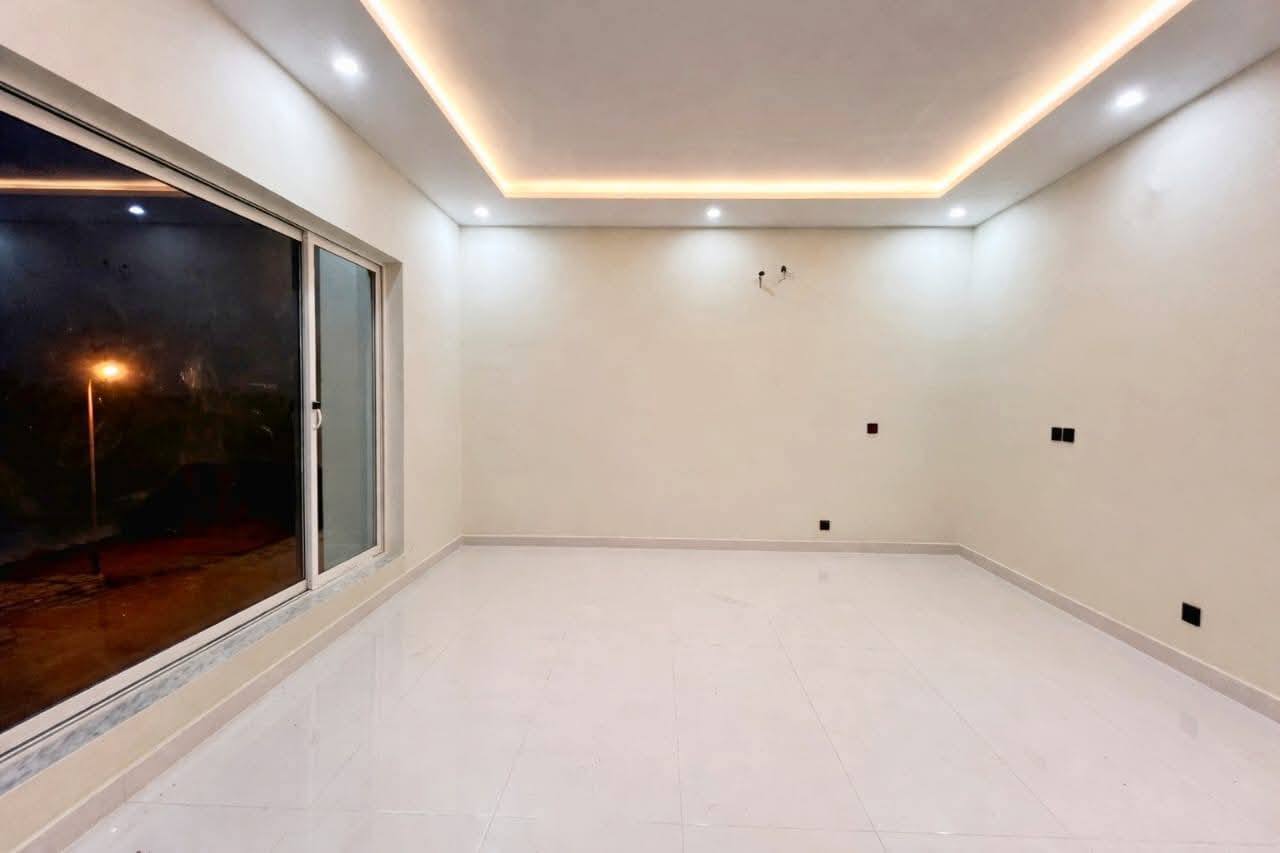 647126326_958378040476108_4165887137901761719_n