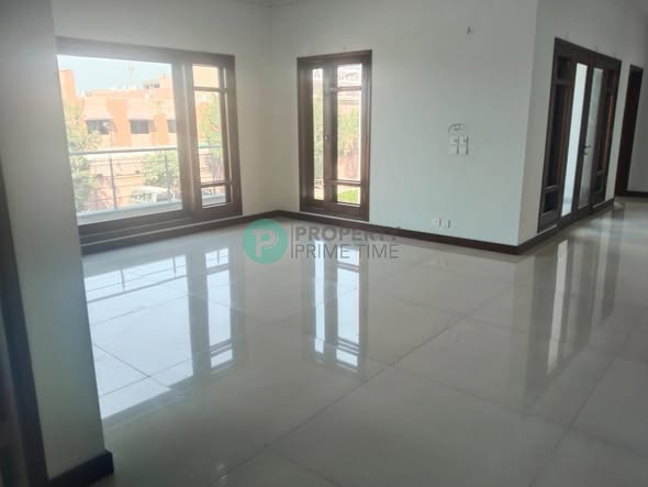 647310410_1591975462937767_7286122914710027438_n