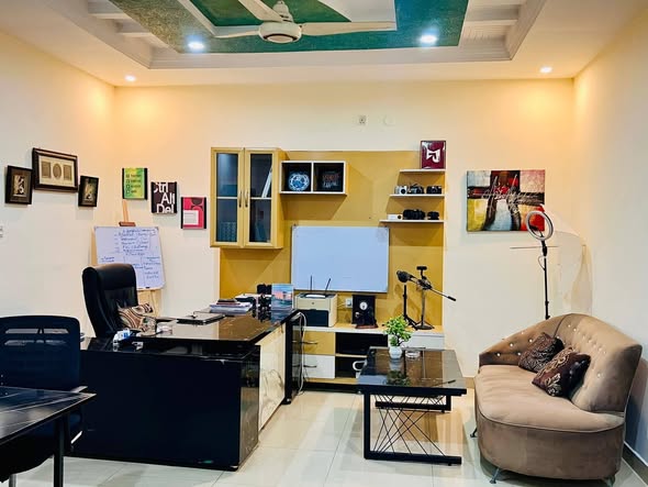 648513504_122282478164168923_7630782249664933746_n