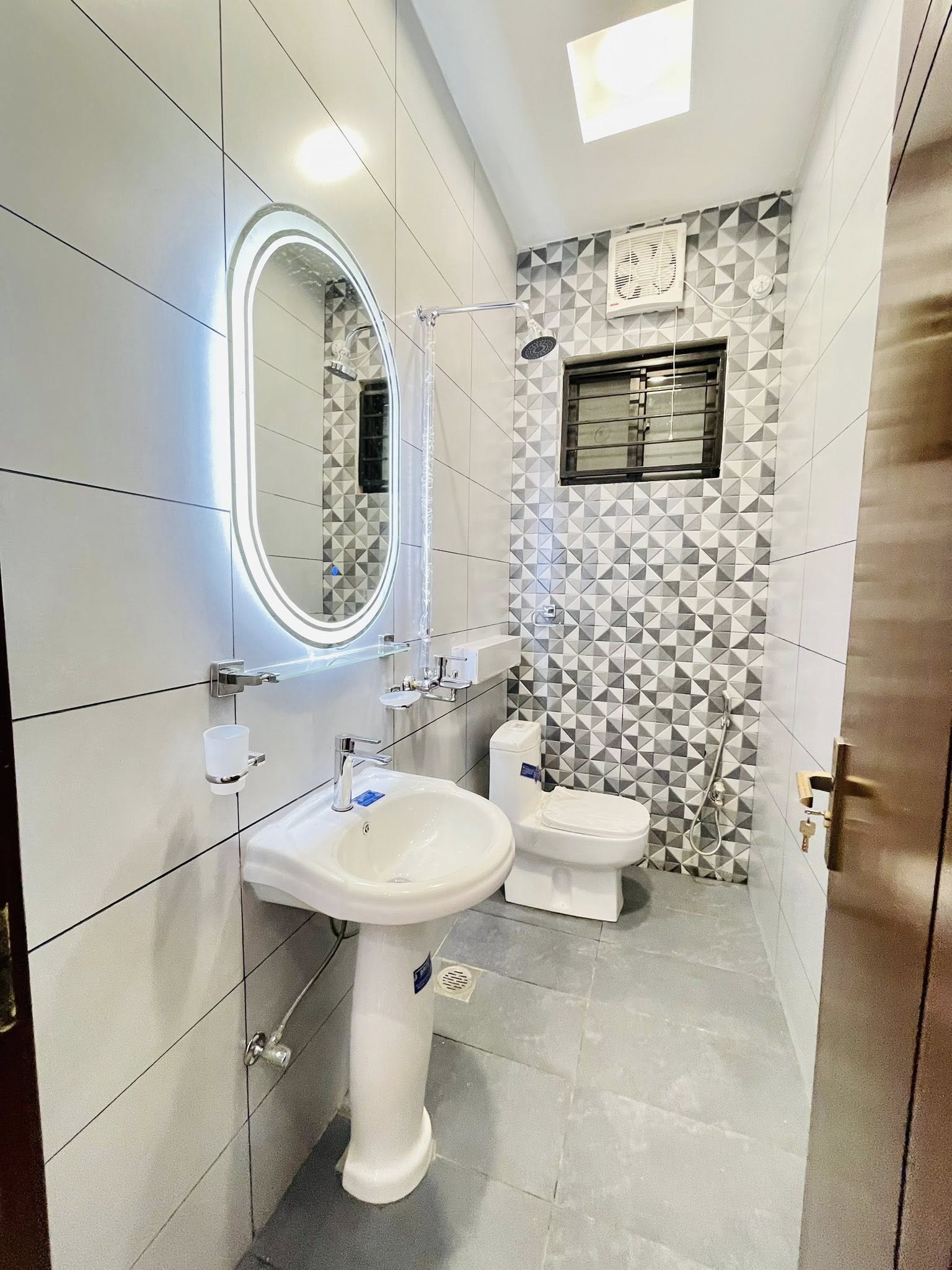 648983053_122323625564080652_2444617118452480944_n