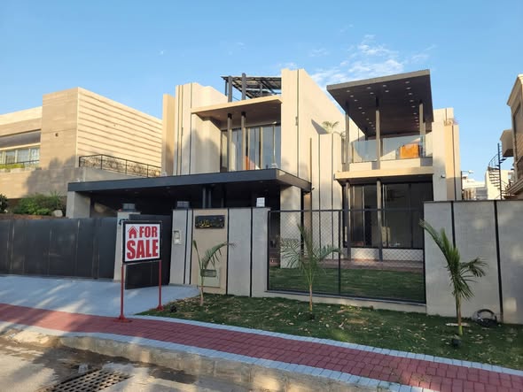 649300238_961249886855590_1333766524631313502_n