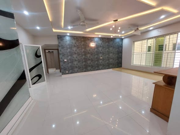 650504630_122364918050004212_1893401573436143109_n