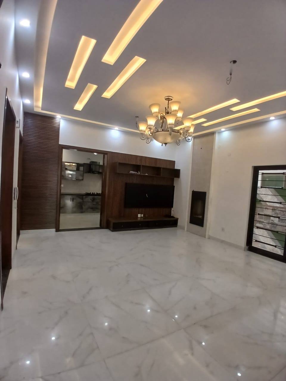 651011792_2029344097644625_5429673673588143945_n