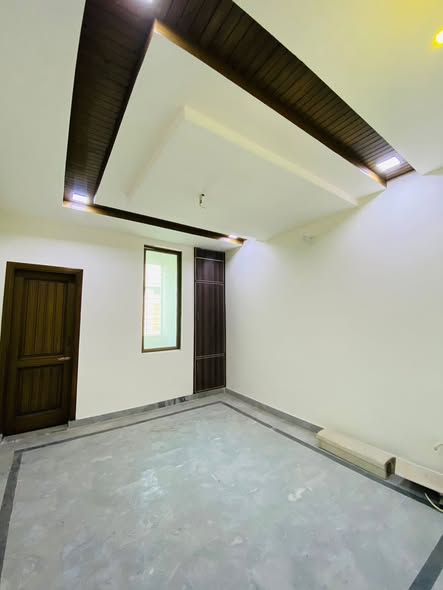 651014463_823274947461282_5302008565386395925_n