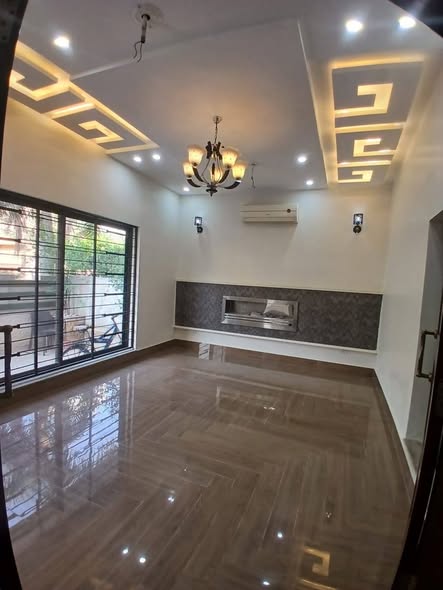 652533656_2029344000977968_8174639185106572962_n