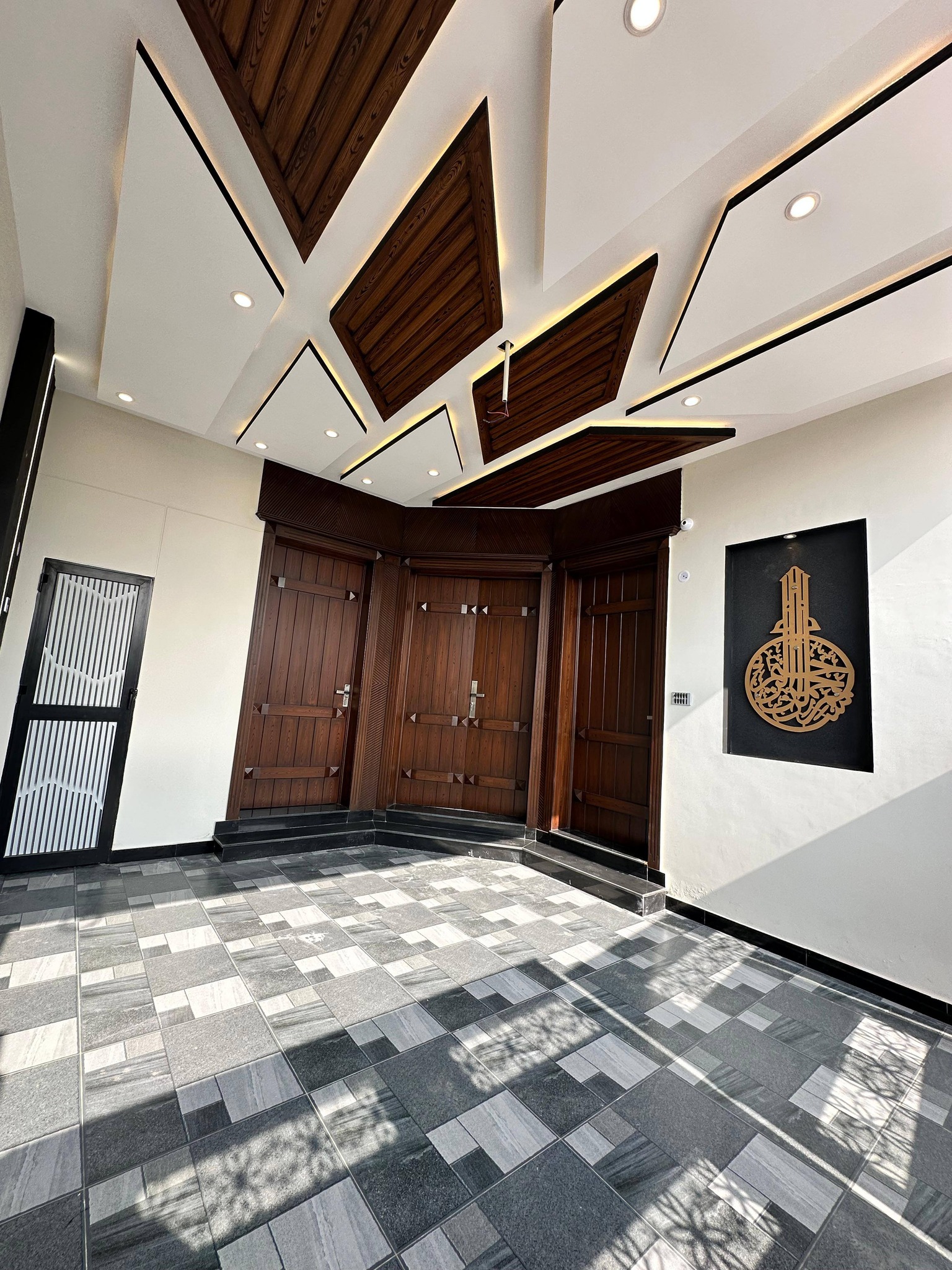 653934438_934569342765050_8754619279689452296_n