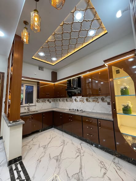 655649195_1295152552584398_5329615288075401831_n