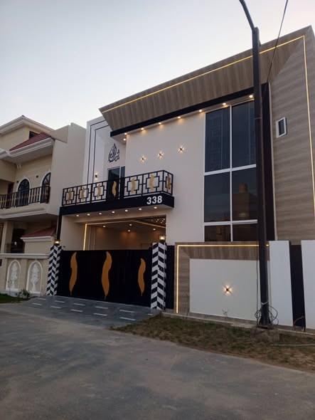 656737806_942535741968410_4961418493083241557_n